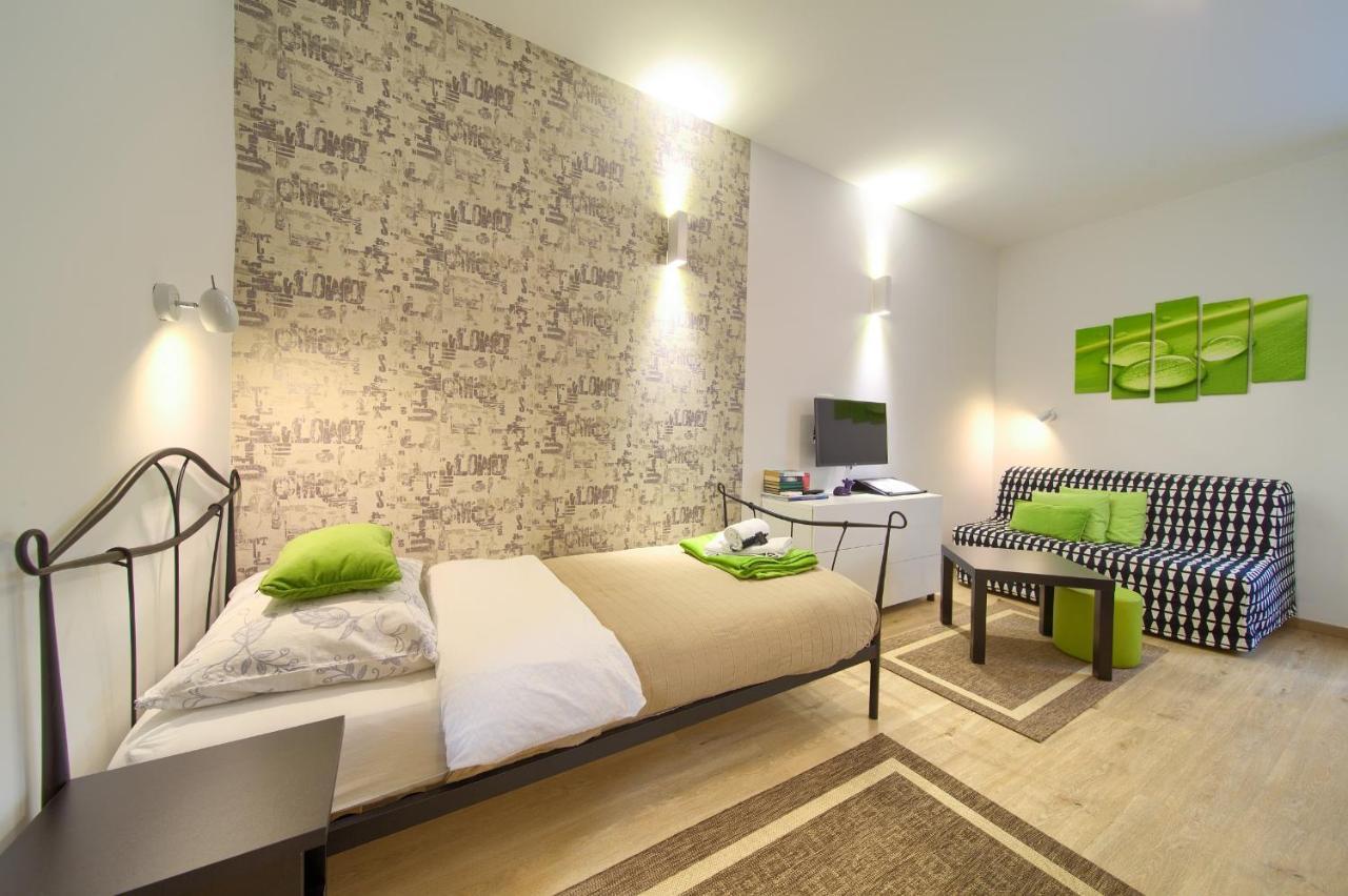 Logo 5 Min Walk To Main Square Apartment *